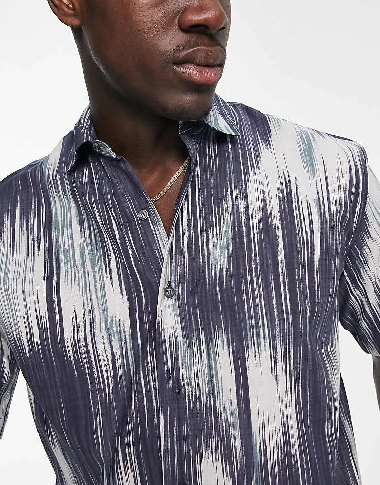 Pull&Bear Blurry Peacock Shirt In Navy And White For Men Multi 4 Pull&Bear Blurry Peacock Shirt In Navy And White For Men Multi - Image 2