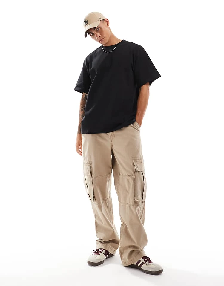 Pull&Bear Oversized T-shirt In Black For Men 5 Pull&Bear Oversized T-shirt In Black For Men - Image 3