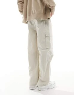 Pull&Bear Parachute Cargo In Ecru For Men -Pull&Bear Sales 206431343 3