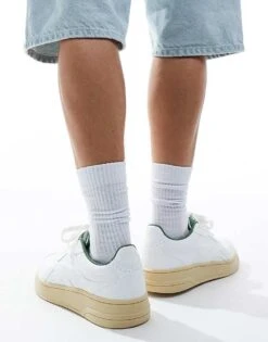 Pull&Bear Retro Trainer With Green Detail In White For Men -Pull&Bear Sales 206477576 4