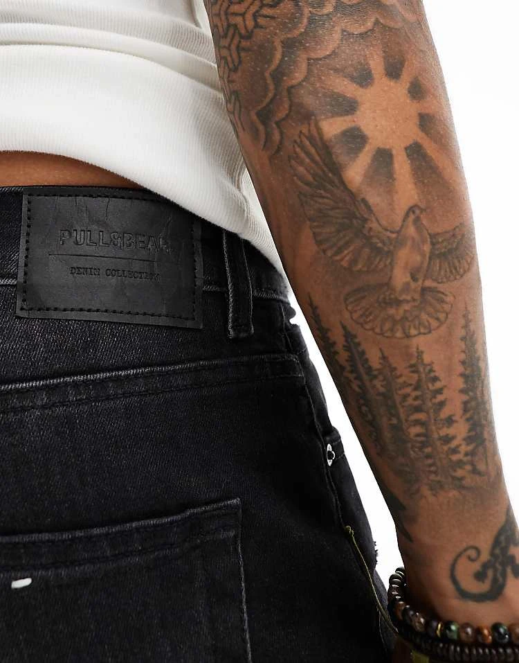 Pull&Bear Slim Fit Ripped Denim Shorts In Washed Black For Men 5 Pull&Bear Slim Fit Ripped Denim Shorts In Washed Black For Men - Image 3