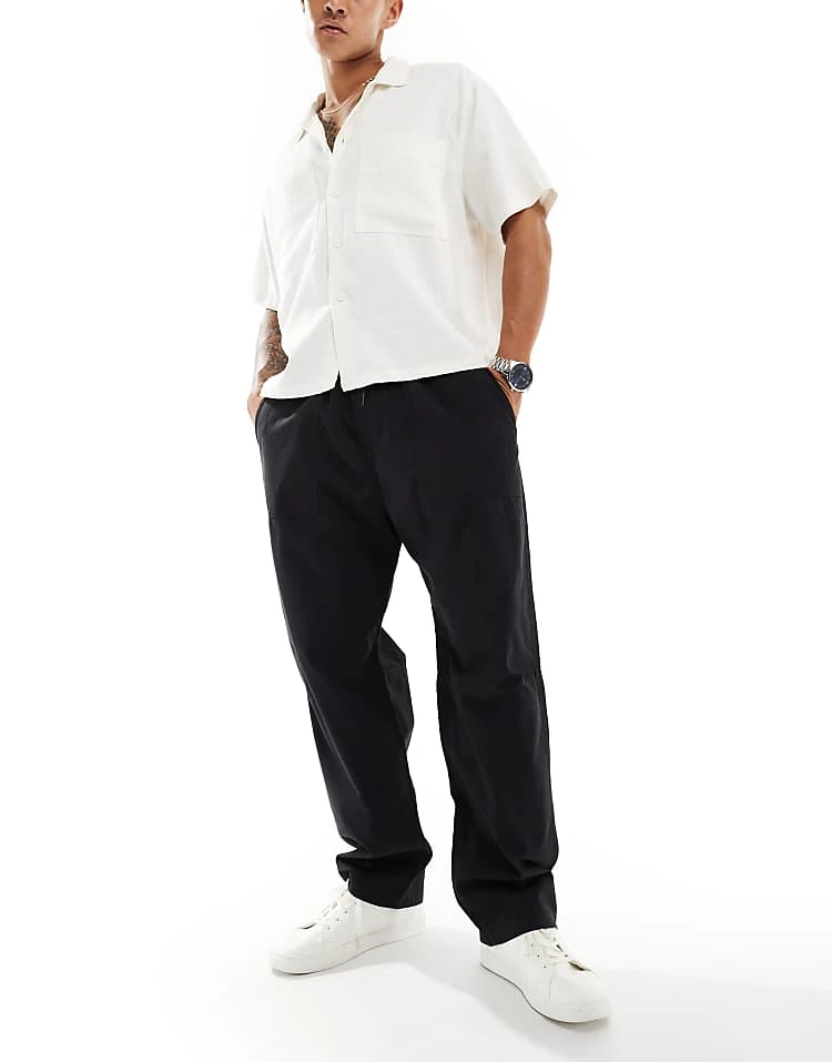 Pull&Bear Wide Leg Casual Trouser In Black For Men 4 Pull&Bear Wide Leg Casual Trouser In Black For Men - Image 2