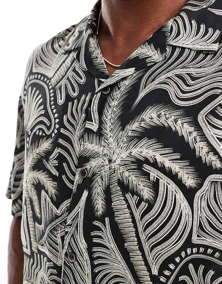 Pull&bear Floral Print Shirt In White For Men 5 Pull&bear Floral Print Shirt In White For Men - Image 3