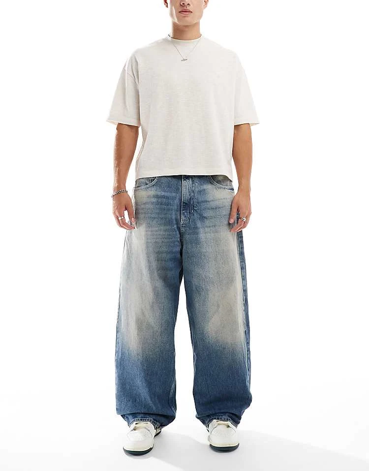 Pull&Bear Super Baggy Fit Jean In Heavy Washed Dark Blue For Men 8 Pull&Bear Super Baggy Fit Jean In Heavy Washed Dark Blue For Men - Image 6