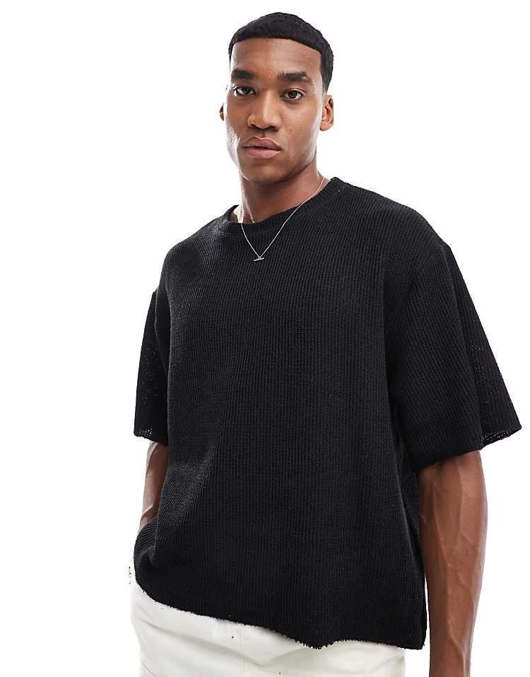 Pull&Bear Ribbed Knitted T-shirt In Black For Men 3 Pull&Bear Ribbed Knitted T-shirt In Black For Men