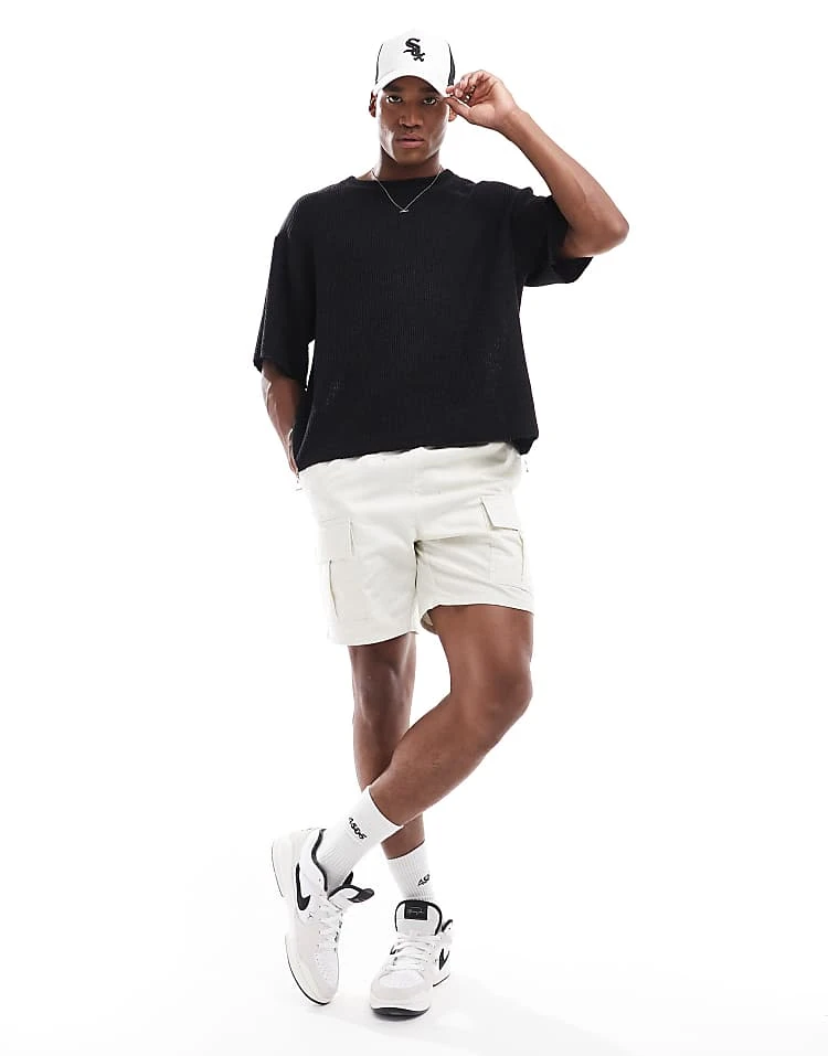 Pull&Bear Ribbed Knitted T-shirt In Black For Men 4 Pull&Bear Ribbed Knitted T-shirt In Black For Men - Image 2