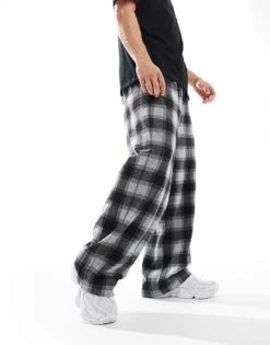 Pull&Bear Wide Leg Skate Checked Trouser In Black For Men 13 Pull&Bear Wide Leg Skate Checked Trouser In Black For Men -Pull&Bear Sales 207289877 1 black 1