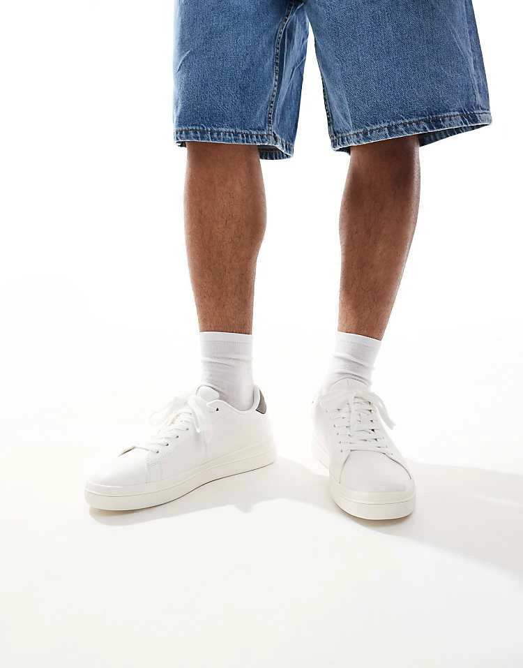 Pull&Bear Lace Up Trainer With Back Tab In White For Men 8 Pull&Bear Lace Up Trainer With Back Tab In White For Men - Image 6