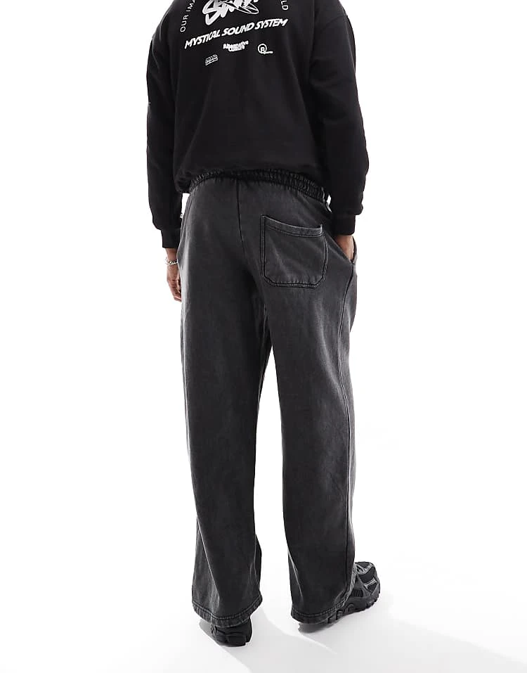 Pull&Bear Skater Fit Jogger In Charcoal For Men 7 Pull&Bear Skater Fit Jogger In Charcoal For Men - Image 5