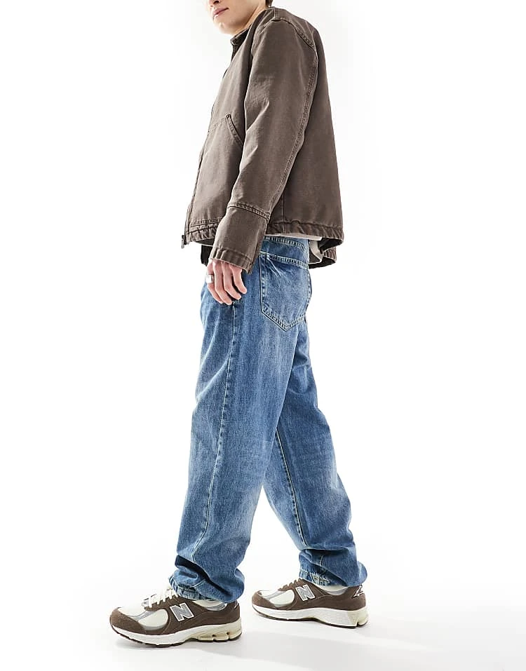 Pull&Bear Loose Fit Jean In Mid Blue For Men 4 Pull&Bear Loose Fit Jean In Mid Blue For Men - Image 2