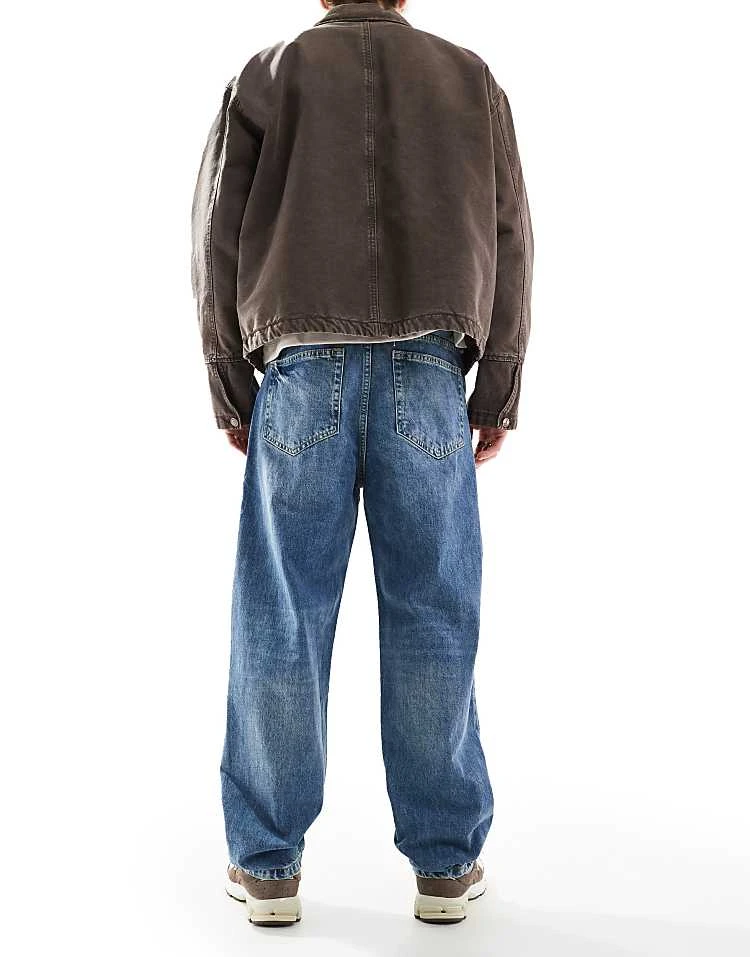 Pull&Bear Loose Fit Jean In Mid Blue For Men 5 Pull&Bear Loose Fit Jean In Mid Blue For Men - Image 3