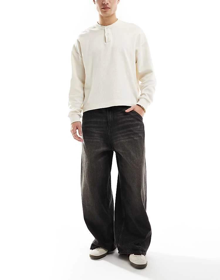 Pull&Bear Mega Baggy Jeans In Black For Men 3 Pull&Bear Mega Baggy Jeans In Black For Men