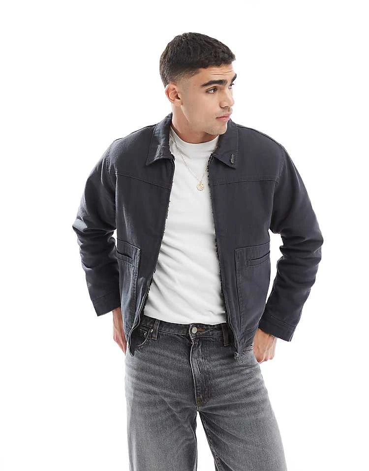 Pull&Bear Boxy Fit Zip Through Jacket In Grey For Men 3 Pull&Bear Boxy Fit Zip Through Jacket In Grey For Men