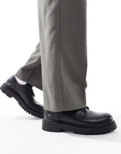 Pull&Bear Lace Up Shoe In Black For Men