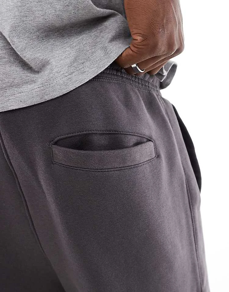 Pull&Bear Heavyweight Wide Leg Joggers In Charcoal For Men 5 Pull&Bear Heavyweight Wide Leg Joggers In Charcoal For Men - Image 3