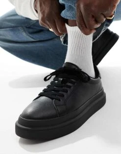 Pull&Bear Lace Up Trainer In Black For Men