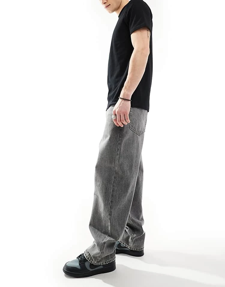 Pull&Bear Loose Fit Jean In Grey For Men 4 Pull&Bear Loose Fit Jean In Grey For Men - Image 2