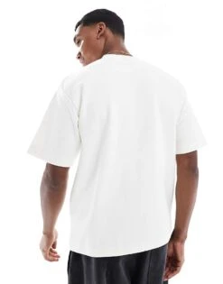 Pull&Bear Heavy Weight Plush T-shirt In White For Men 9 Pull&Bear Heavy Weight Plush T-shirt In White For Men -Pull&Bear Sales 208046103 3