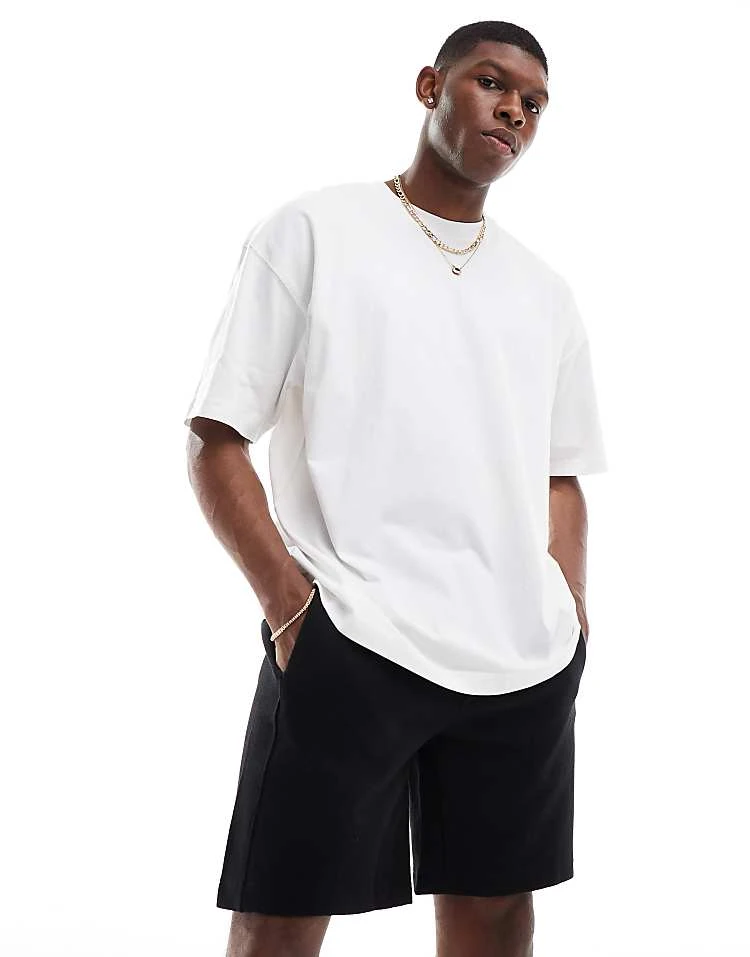 Pull&Bear Pique Jersey Short In Black For Men 4 Pull&Bear Pique Jersey Short In Black For Men - Image 2