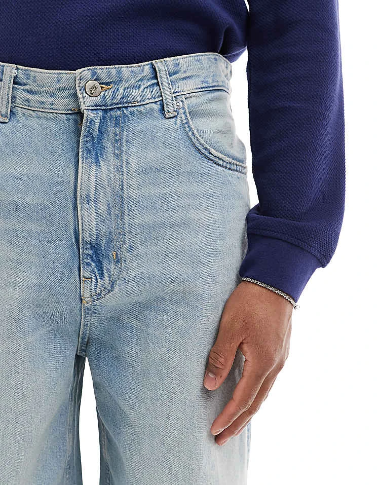 Pull&Bear Skater Fit Denim Short In Mid Blue For Men 7 Pull&Bear Skater Fit Denim Short In Mid Blue For Men - Image 5