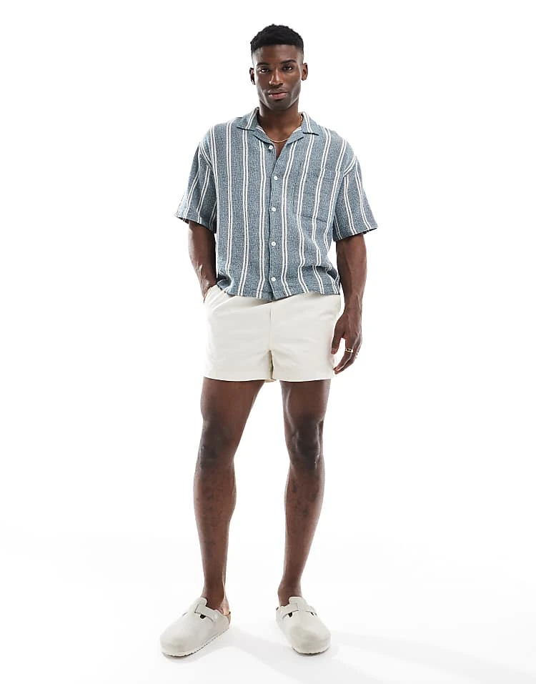 Pull&Bear Revere Collar Short Sleeve Shirt In Blue Stripe For Men 4 Pull&Bear Revere Collar Short Sleeve Shirt In Blue Stripe For Men - Image 2